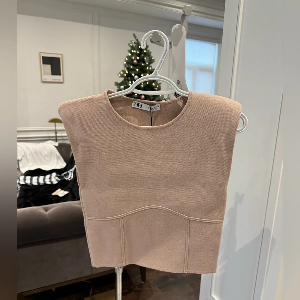 Brand new Zara Knit Top with Shoulder Pad - Picture 3 of 8